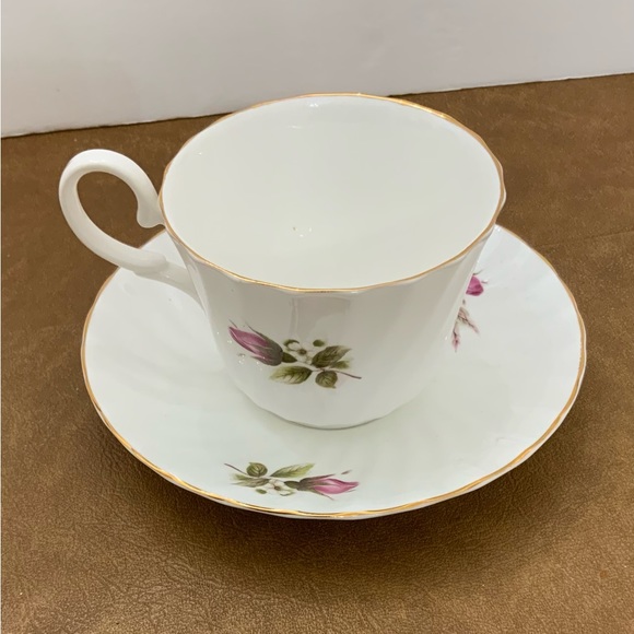 Allyn Nelson Tea Cup Saucer Set - Picture 3 of 6